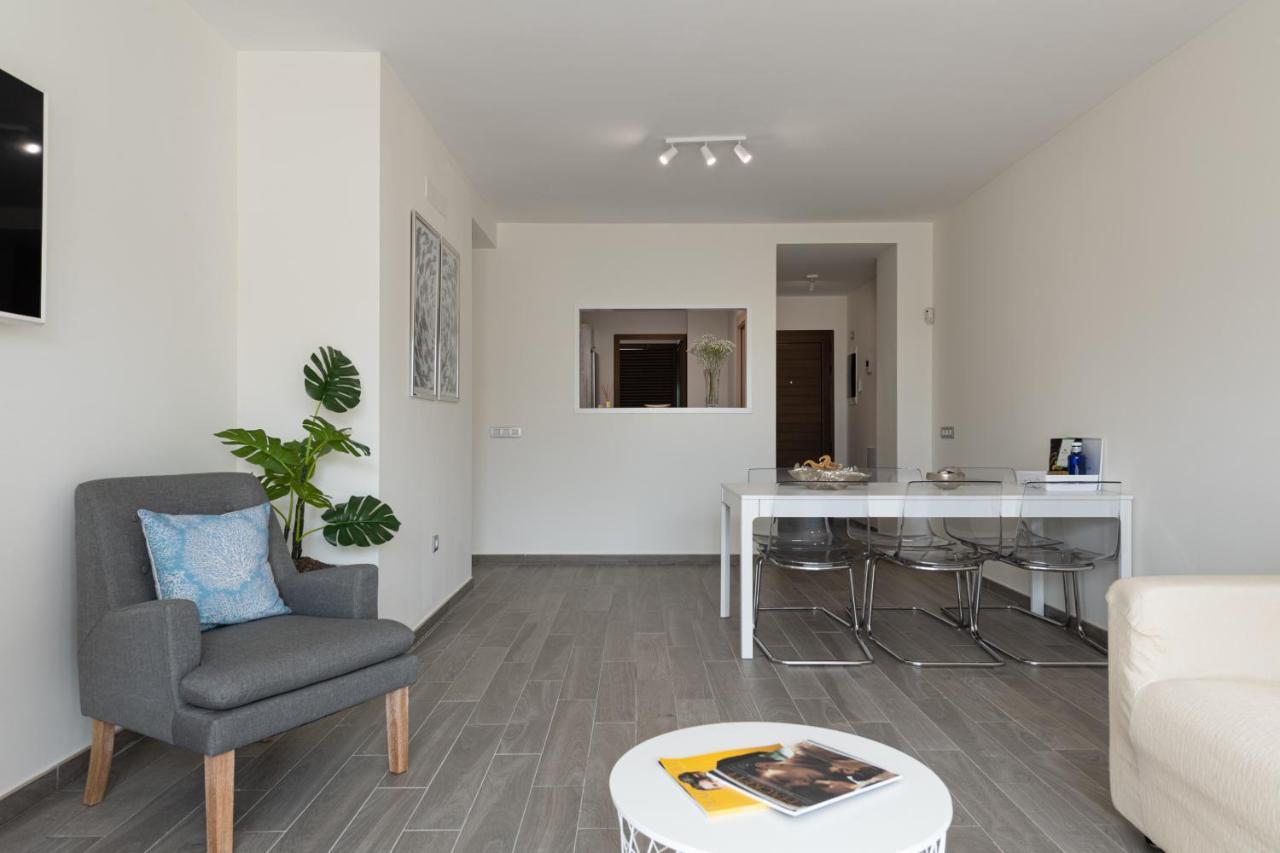 Homeforguest Flat With Large Terrace In Modern Residential Complex With Swimming Pool Caleta De Fuste Eksteriør billede